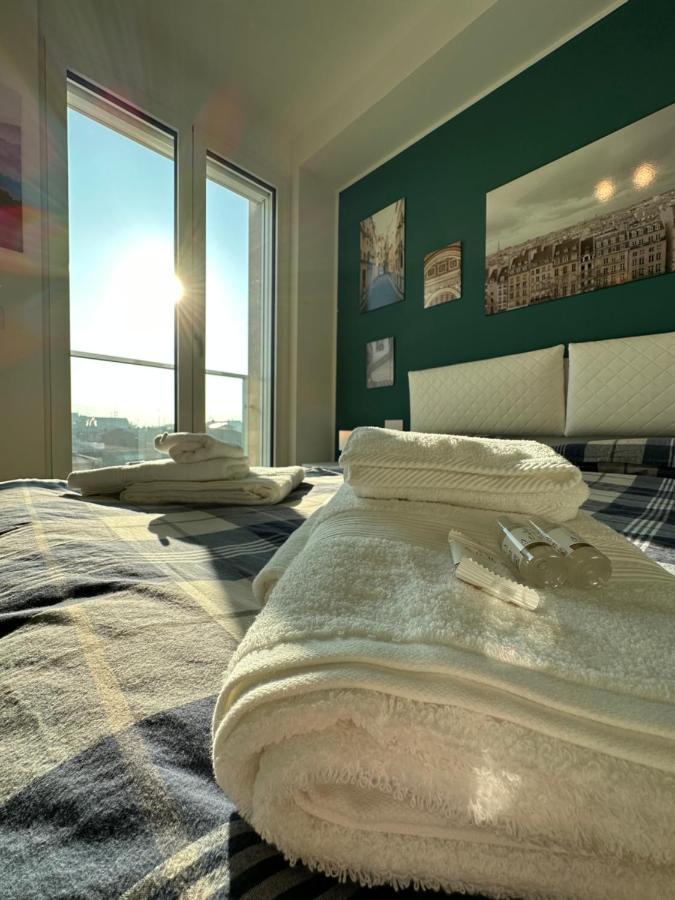 Apartment Torre - Luxury Modern Flat Rooftop&pool Milan